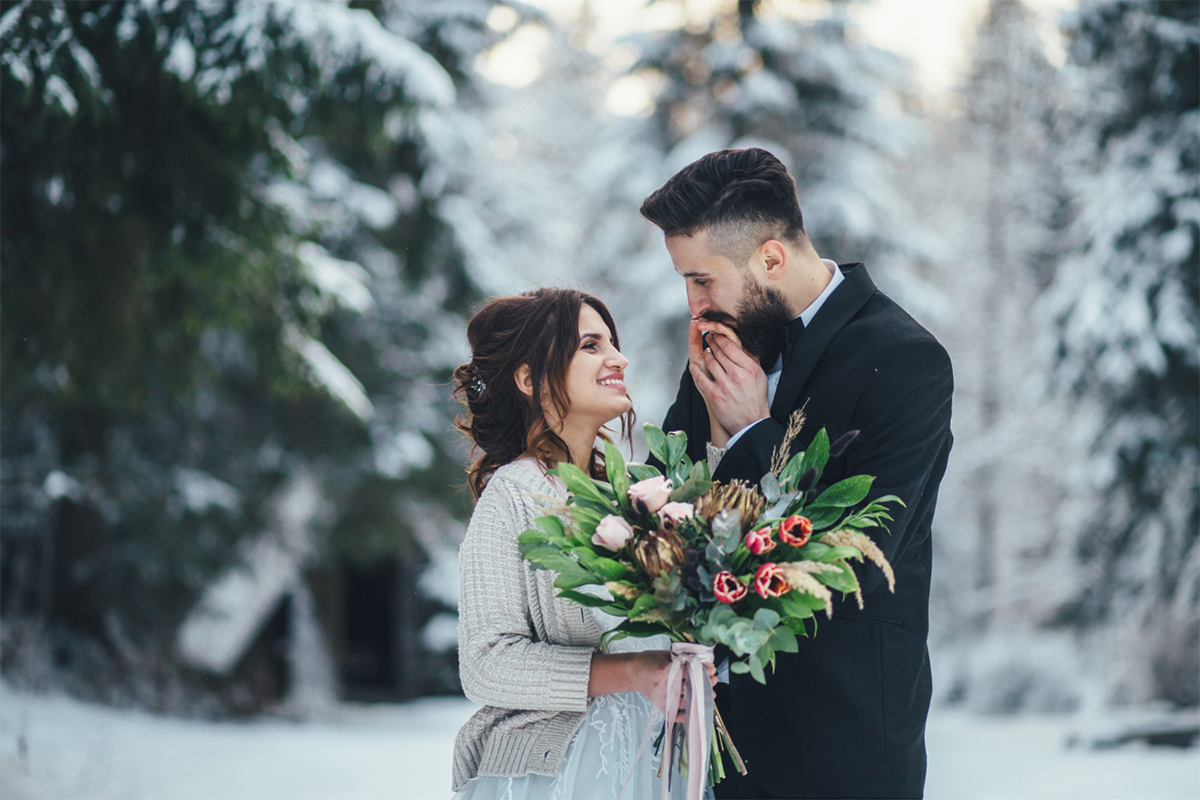 freepik_wedding_couple_winter22