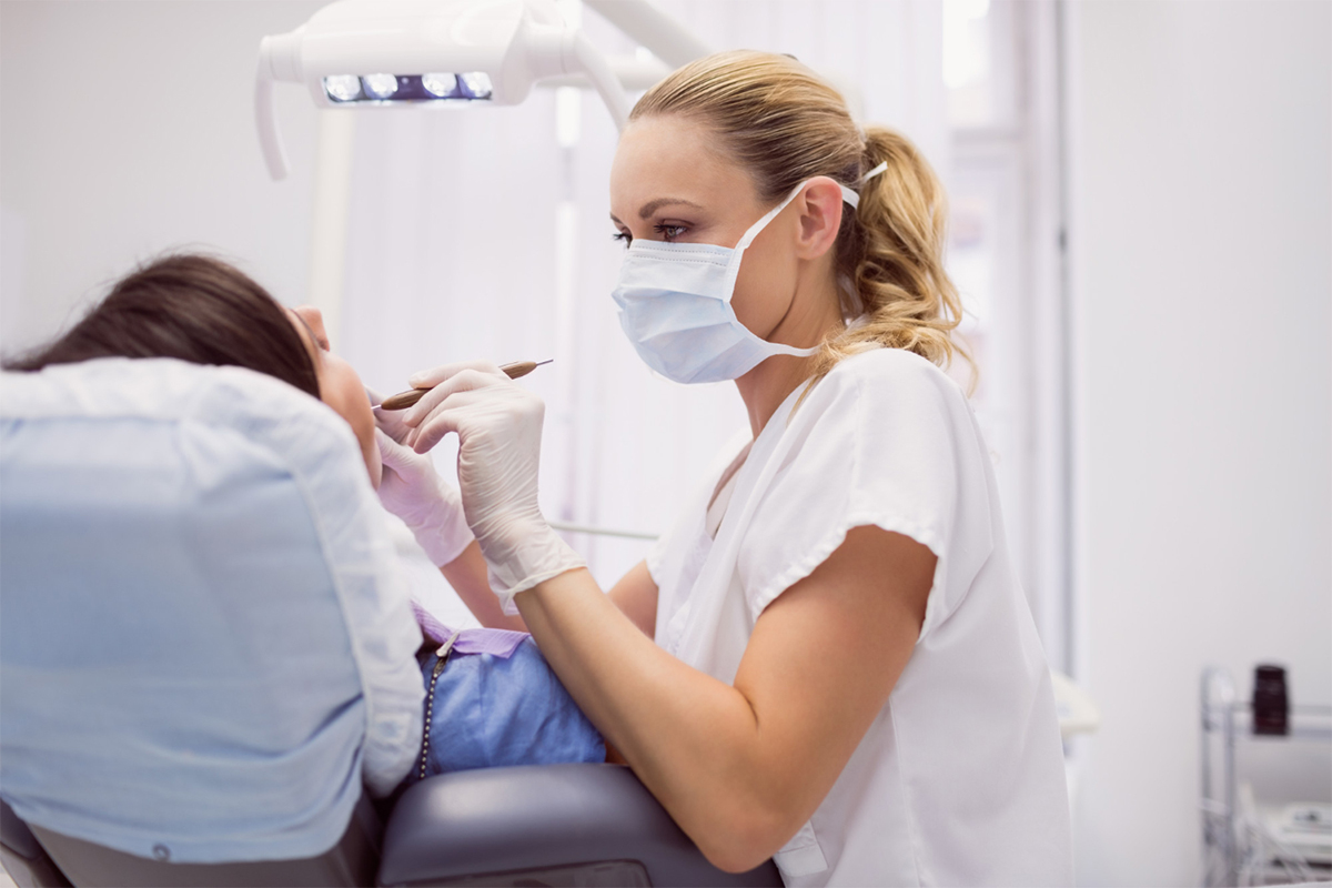 freepik_dentist_patient_25