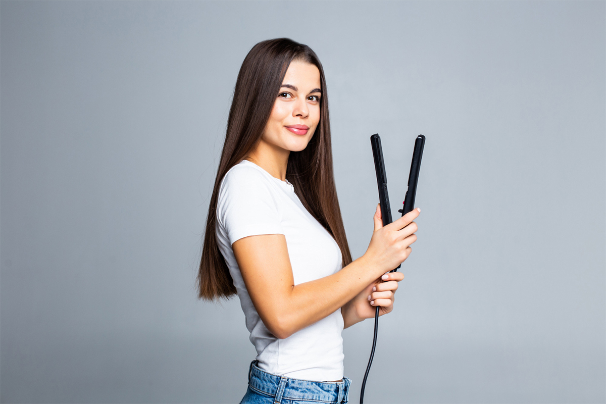 freepik_hair_ironing