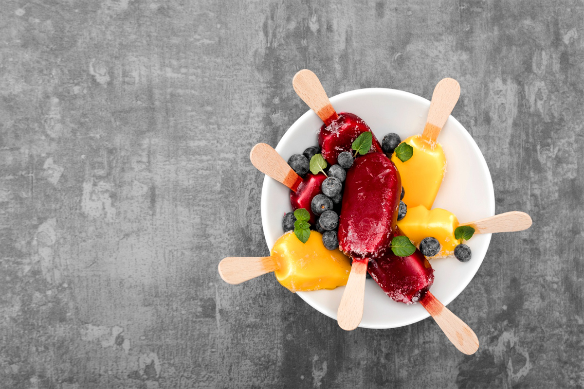 freepik_icecream_fruit_23
