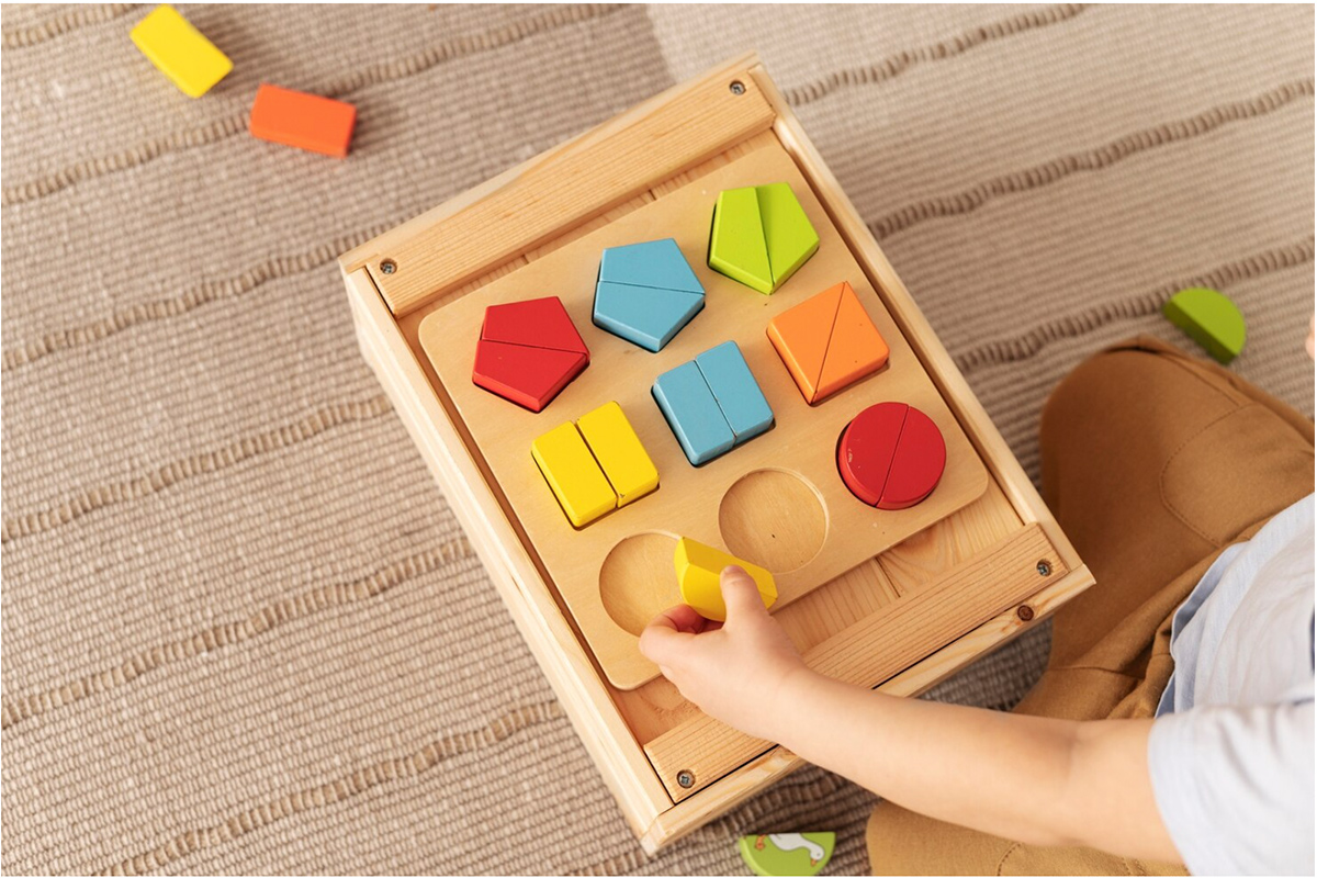 freepik_wooden_toy_1