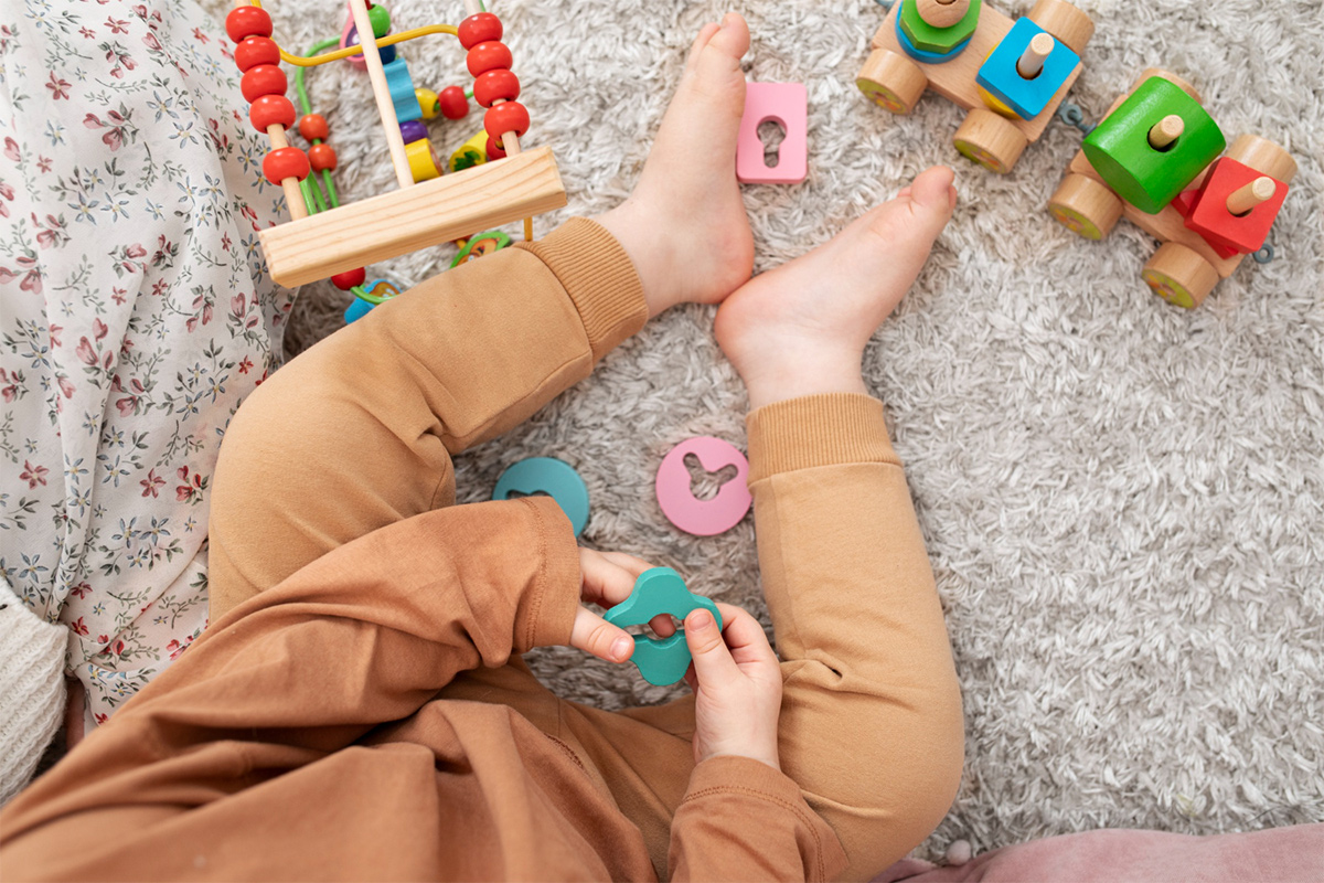 freepik_wooden_toy_baby_1
