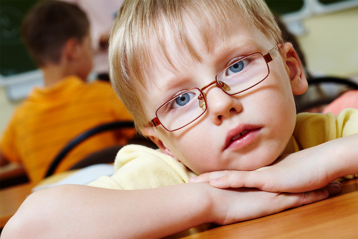 magnific_boy_glasses