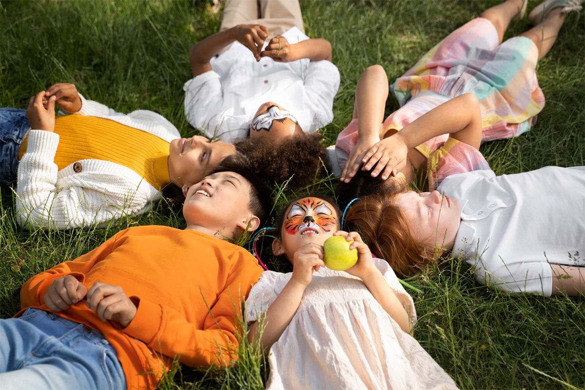 magnific_girls_june