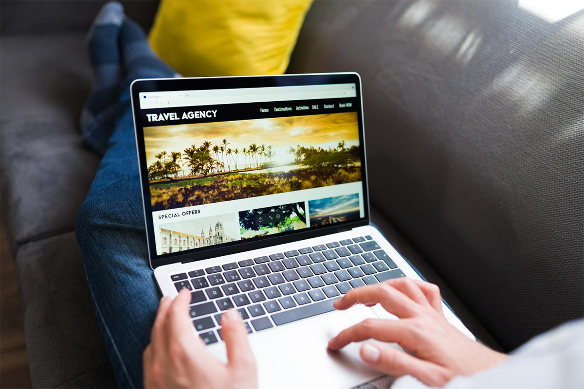 magnific_online_travel_agency