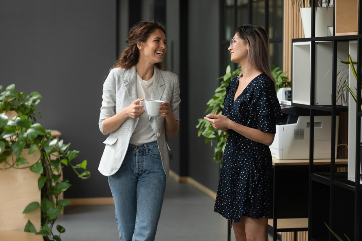 shutterstock_women_office_22