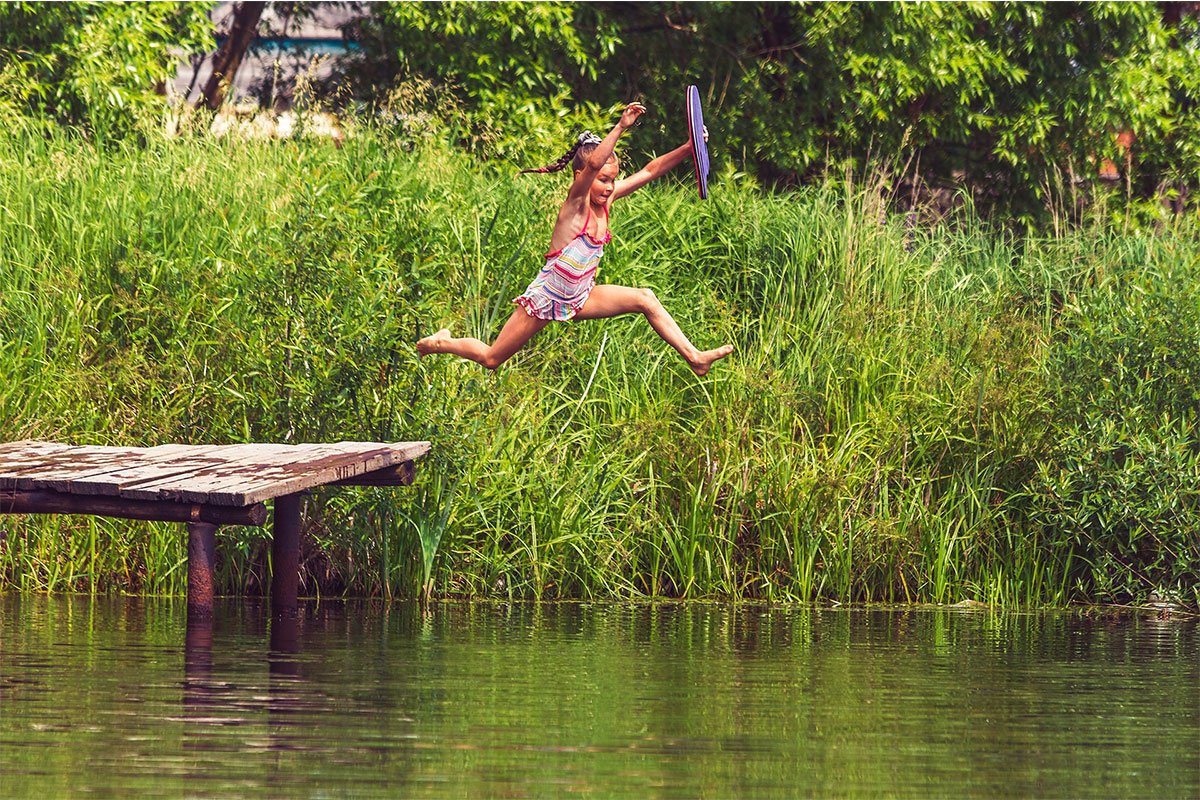 unsplash_girl_jump
