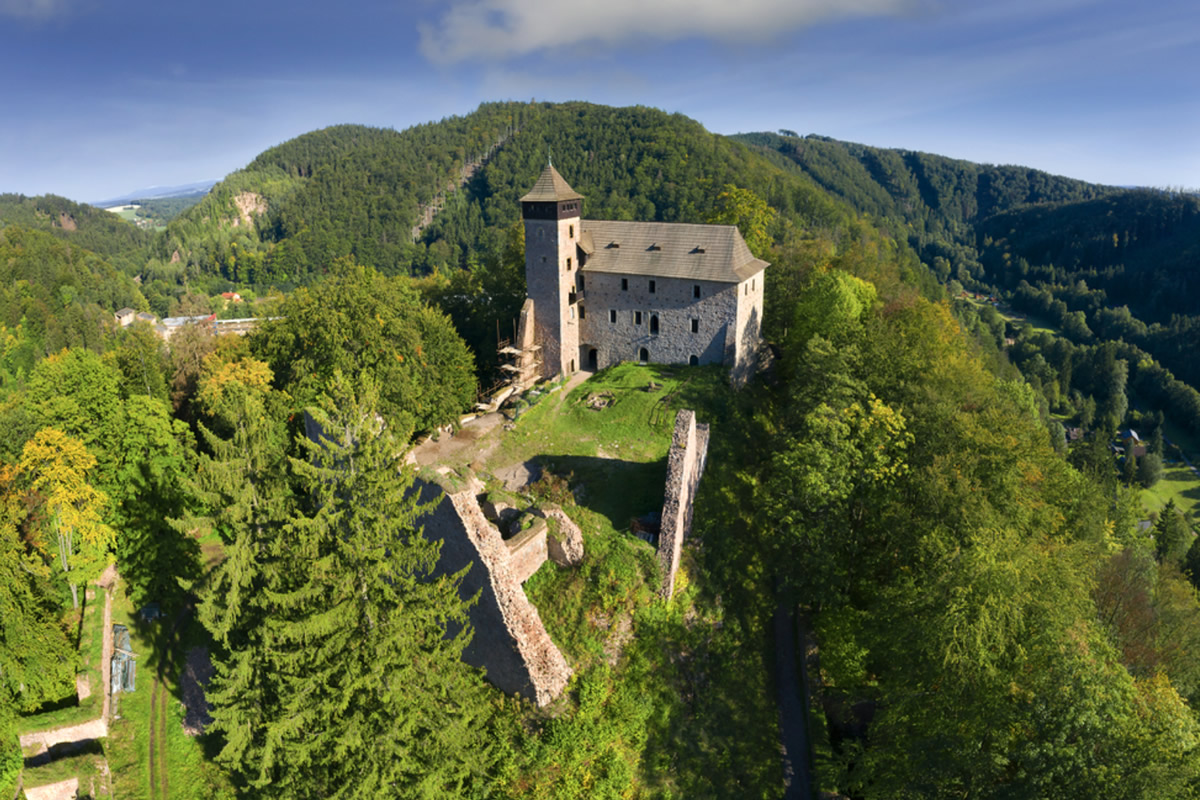 2_hrad_litice