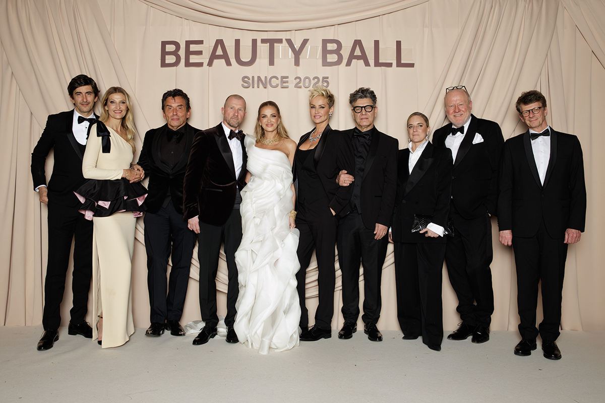 beauty_ball_26