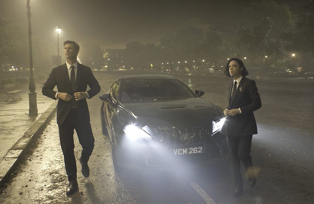lexus_rcf_men_in_black3