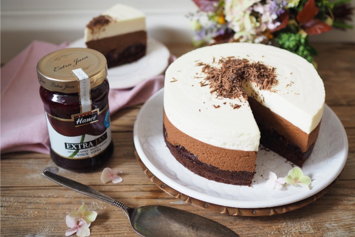 triple_chocolate_cake