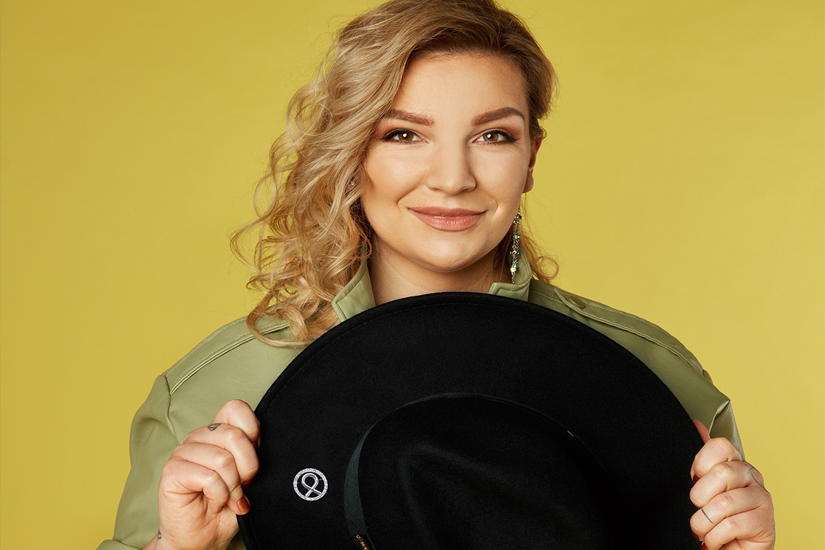 simona_salatova
