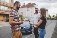 Zdražovanie pohonných hmôt otriasa majiteľmi áut