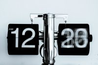 26.októbra si hodiny nastavíme o hodinu späť