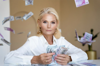 Čo s koncoročnými odmenami? Poradíme, ako z nich vyťažiť maximum