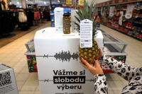 Tesco pri príležitosti 17. novembra predstavuje príbehy ľudí, ktorí si kedysi nemohli slobodne vyberať