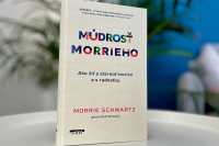 Zlepšite si život pomocou tejto knihy. Prečítajte si Múdrosť Morrieho